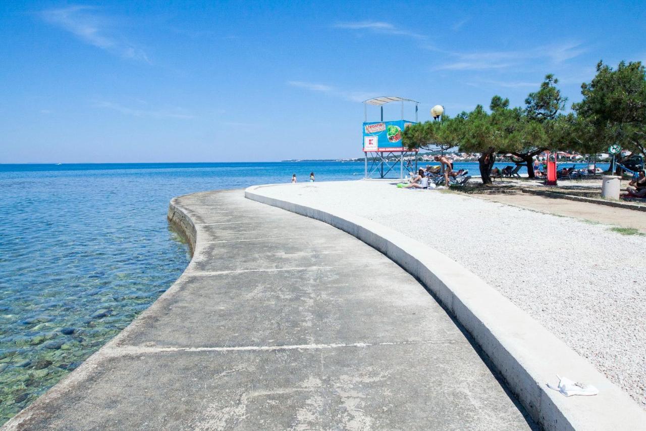 Romansa Zadar Exterior foto
